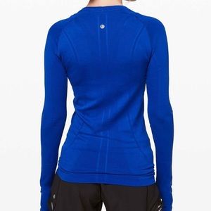 Bright blue lululemon fitted top size 6